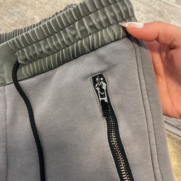 Thom Browne Gray Tapered Leg Sweatpants 4 Stripe Zip Pockets Mens S - Picture 10 of 14